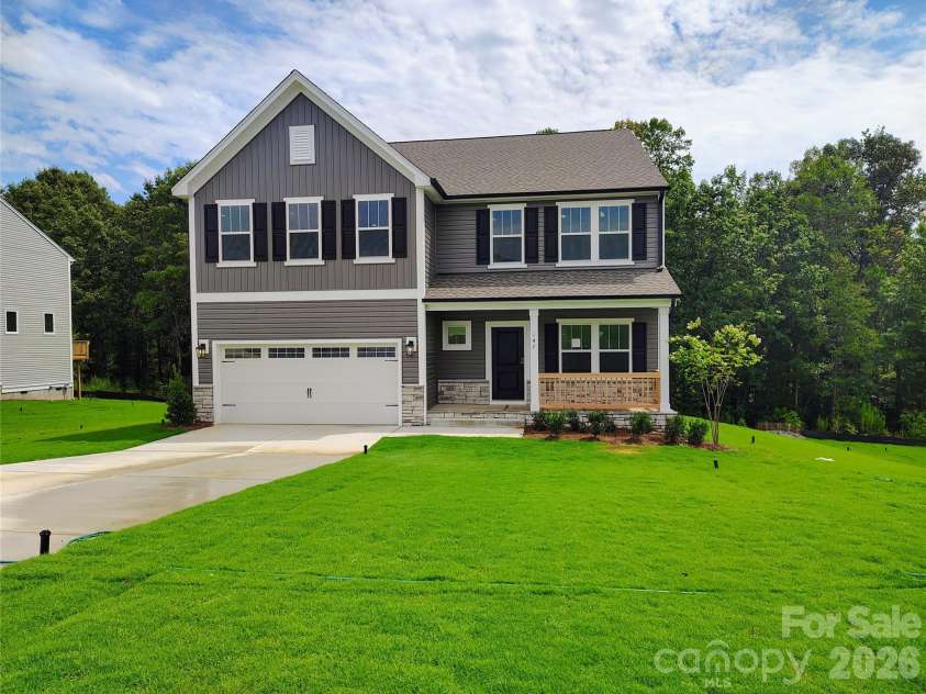 147 Tangle River Drive, Statesville, NC 28677.  MLS# CAR4346969, YatesRealty ID 25648. 