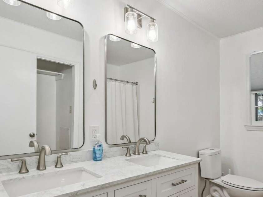 613 Davis Street, Lancaster, SC 29720.  MLS# CAR4270650, YatesRealty ID 25649. 