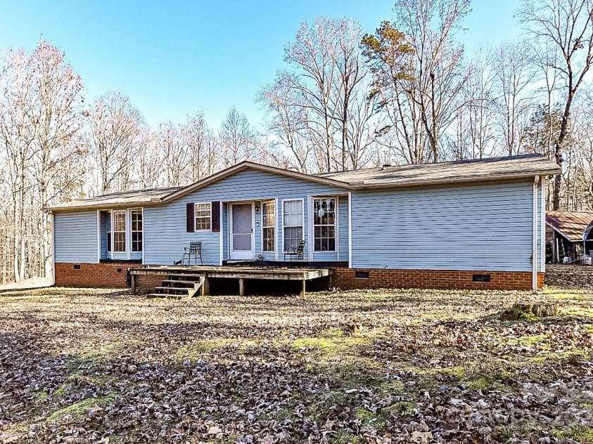 8327 Walkup Road, Waxhaw, NC 28173.  MLS# CAR4209160, YatesRealty ID 2565. 