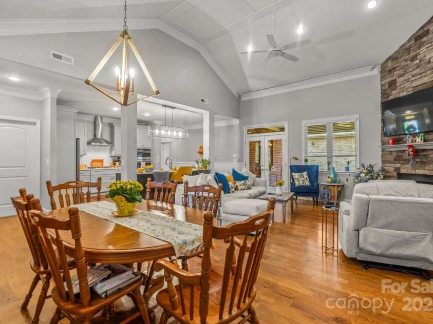 1150 Golden Hill Lane, Denver, NC 28037.  MLS# CAR4278089, YatesRealty ID 25650. Recessed lighting accents the architectural design features