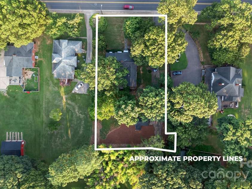 422 Wagner Street, Troutman, NC 28166.  MLS# CAR4273709, YatesRealty ID 25651. 