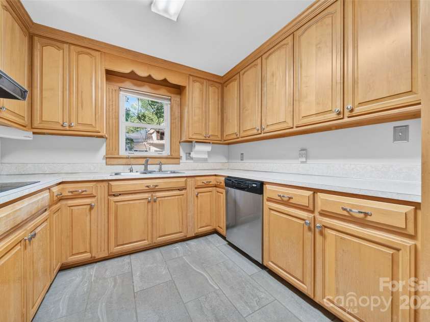 422 Wagner Street, Troutman, NC 28166.  MLS# CAR4273709, YatesRealty ID 25651. 