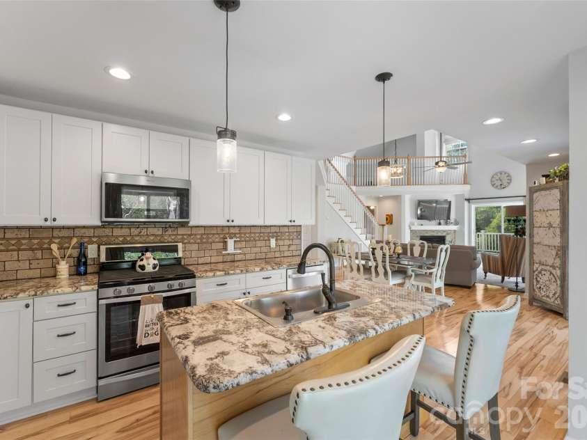 6047 Chaucer Lane, Granite Falls, NC 28630.  MLS# CAR4365756, YatesRealty ID 25651. 