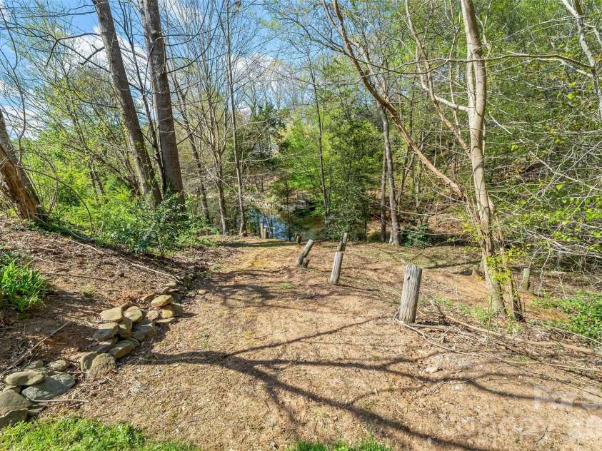 6047 Chaucer Lane, Granite Falls, NC 28630.  MLS# CAR4365756, YatesRealty ID 25651. 