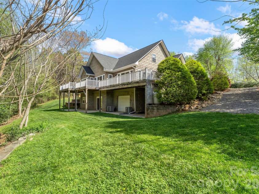 6047 Chaucer Lane, Granite Falls, NC 28630.  MLS# CAR4365756, YatesRealty ID 25651. 