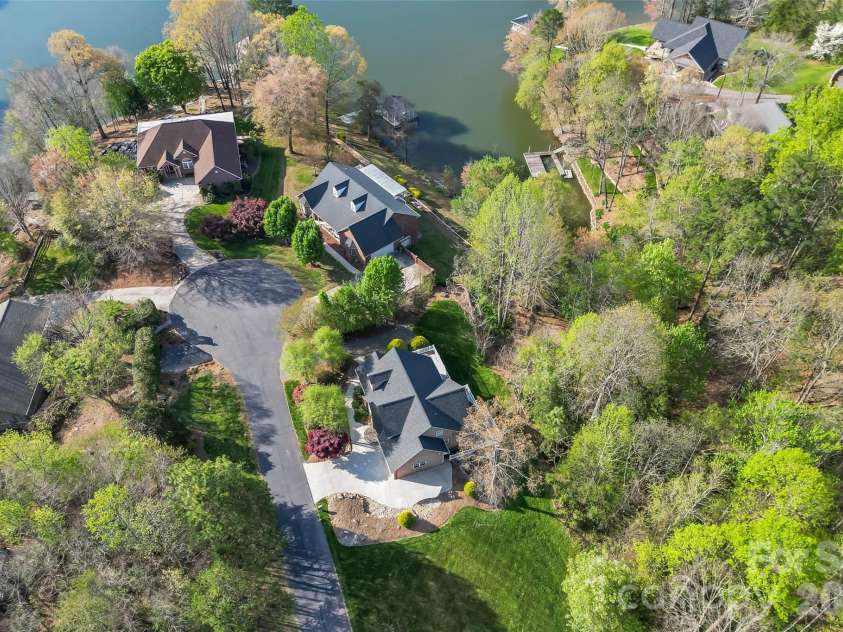 6047 Chaucer Lane, Granite Falls, NC 28630.  MLS# CAR4365756, YatesRealty ID 25651. 