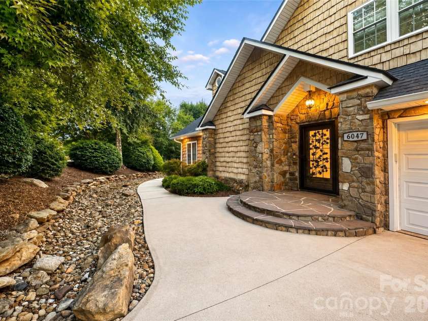 6047 Chaucer Lane, Granite Falls, NC 28630.  MLS# CAR4414748, YatesRealty ID 25651. 