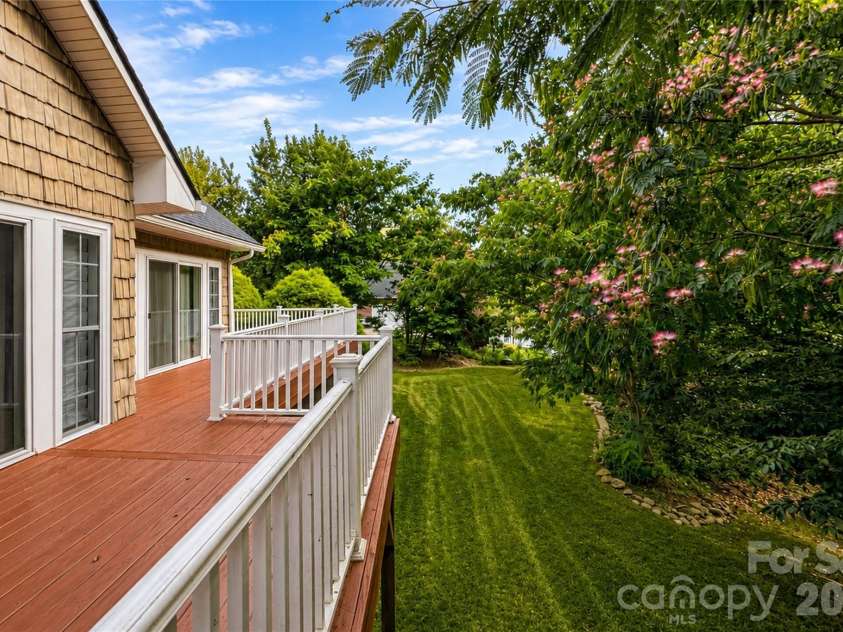 6047 Chaucer Lane, Granite Falls, NC 28630.  MLS# CAR4414748, YatesRealty ID 25651. 