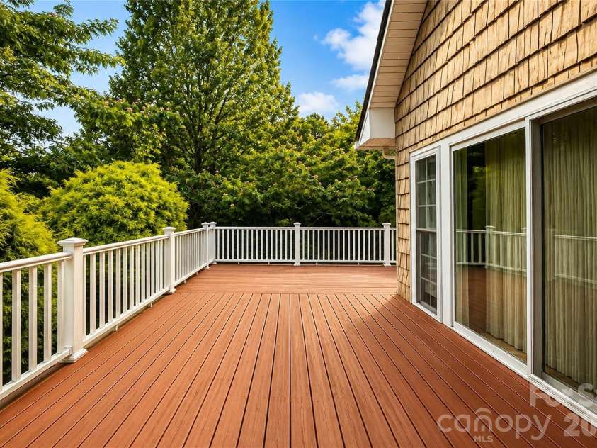 6047 Chaucer Lane, Granite Falls, NC 28630.  MLS# CAR4414748, YatesRealty ID 25651. 
