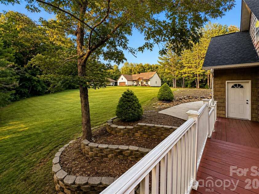 6047 Chaucer Lane, Granite Falls, NC 28630.  MLS# CAR4414748, YatesRealty ID 25651. 