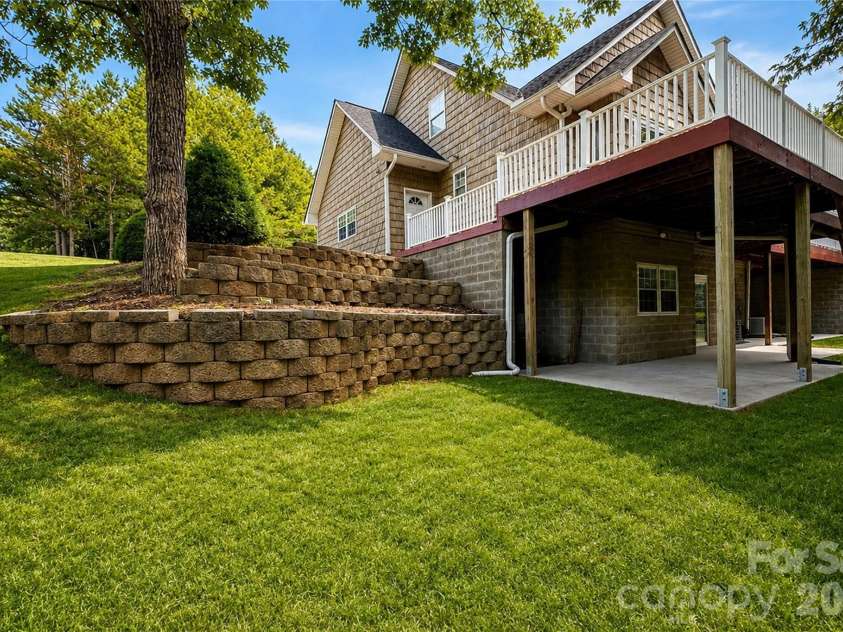 6047 Chaucer Lane, Granite Falls, NC 28630.  MLS# CAR4414748, YatesRealty ID 25651. 