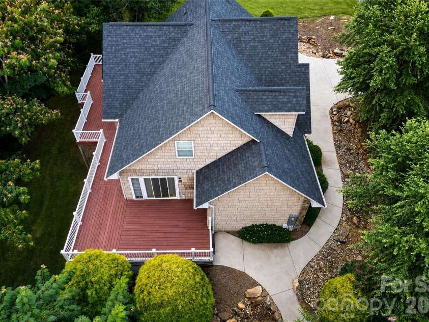 6047 Chaucer Lane, Granite Falls, NC 28630.  MLS# CAR4414748, YatesRealty ID 25651. 