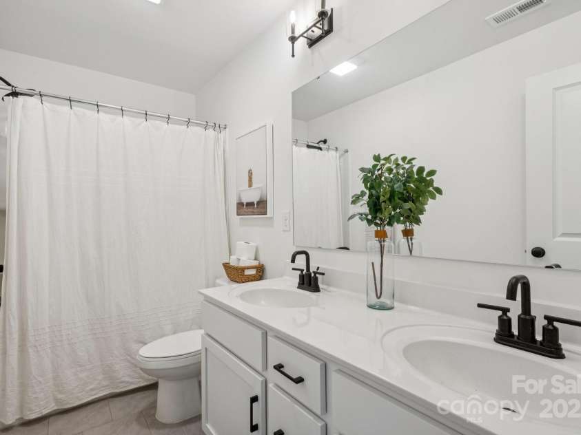 12001 Sam Snead Court, Lancaster, SC 29720.  MLS# CAR4269363, YatesRealty ID 25652. 