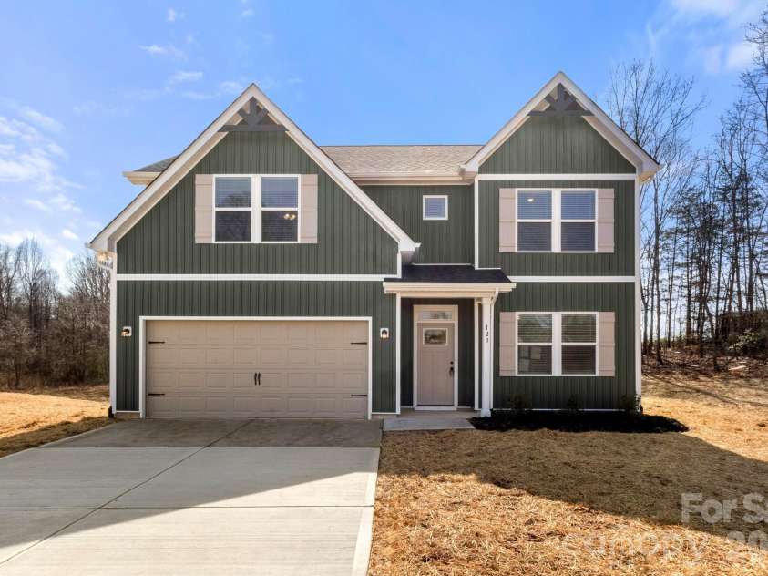 123 Indian Wells Court, Harmony, NC 28634.  MLS# CAR4354445, YatesRealty ID 25652. 