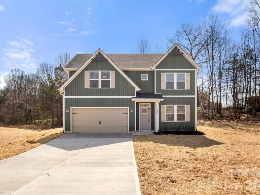 123 Indian Wells Court, Harmony, NC 28634.  MLS# CAR4354445, YatesRealty ID 25652. 