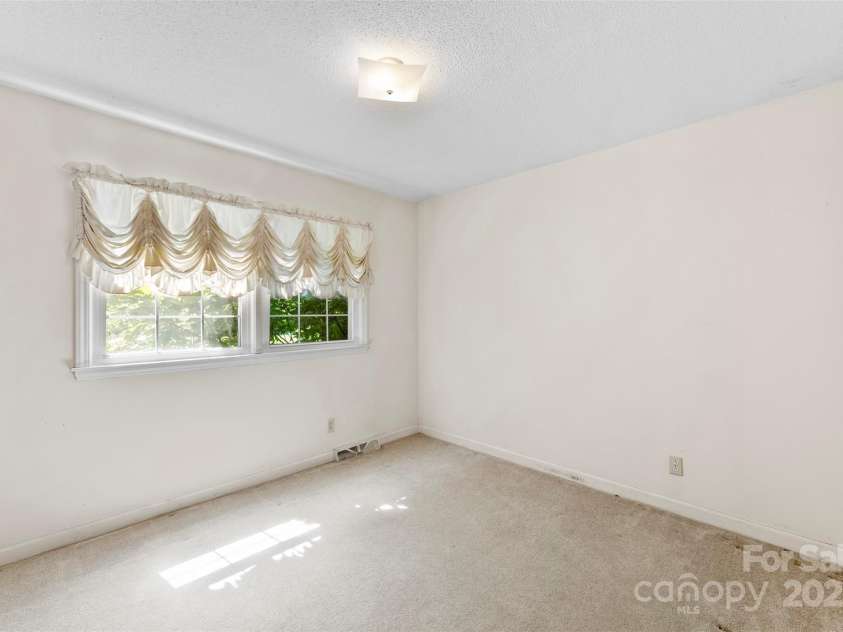 218 Rose Street, Mount Holly, NC 28120.  MLS# CAR4277711, YatesRealty ID 25653. 