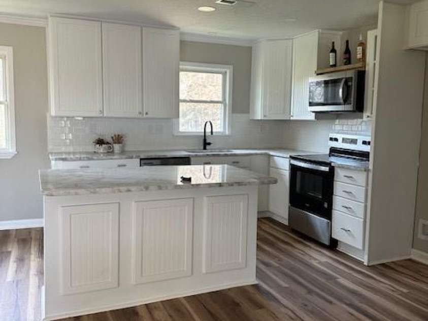 623 Oak Grove Road, Kings Mountain, NC 28086.  MLS# CAR4359089, YatesRealty ID 25653. KITCHEN