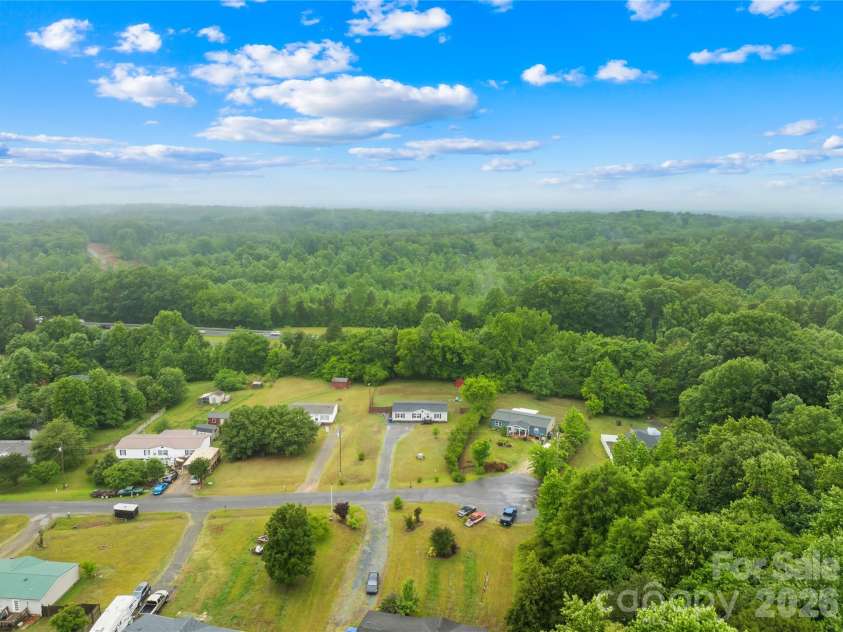 139 Gayle Drive, Troutman, NC 28166.  MLS# CAR4375168, YatesRealty ID 25654. 