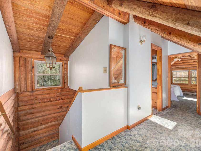 393 Carver Mountain Valley, Sylva, NC 28779.  MLS# CAR4333339, YatesRealty ID 25655. 