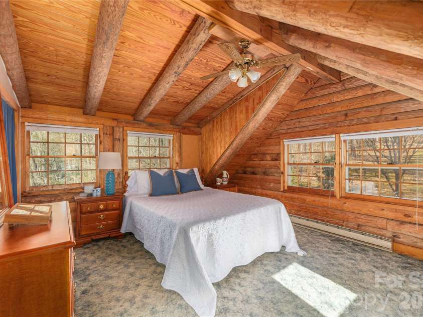 393 Carver Mountain Valley, Sylva, NC 28779.  MLS# CAR4333339, YatesRealty ID 25655. 