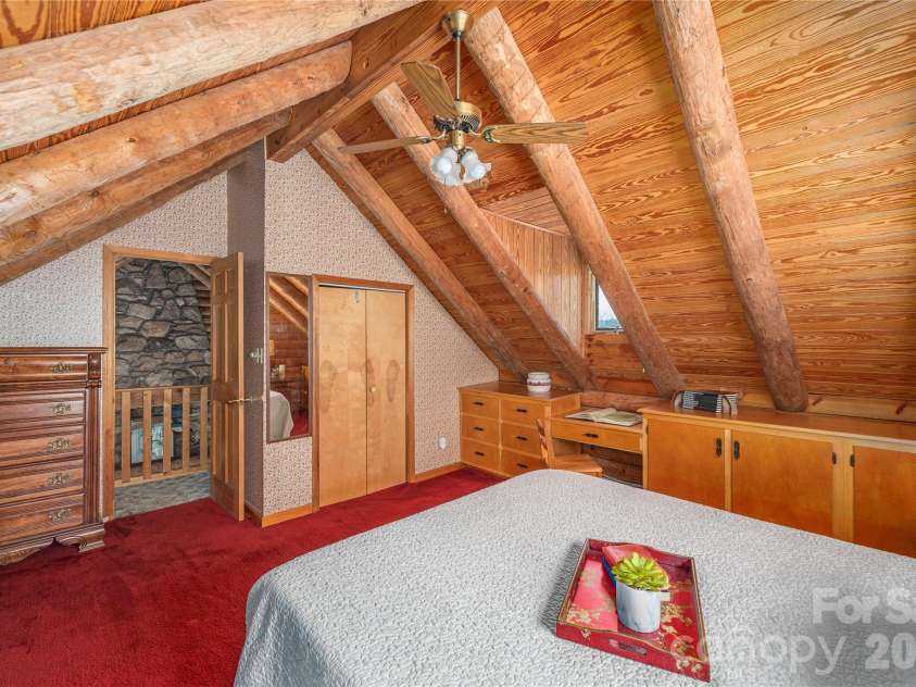 393 Carver Mountain Valley, Sylva, NC 28779.  MLS# CAR4333339, YatesRealty ID 25655. 