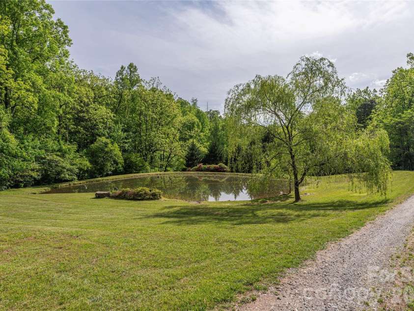 393 Carver Mountain Valley, Sylva, NC 28779.  MLS# CAR4333339, YatesRealty ID 25655. 