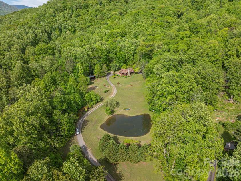 393 Carver Mountain Valley, Sylva, NC 28779.  MLS# CAR4333339, YatesRealty ID 25655. 