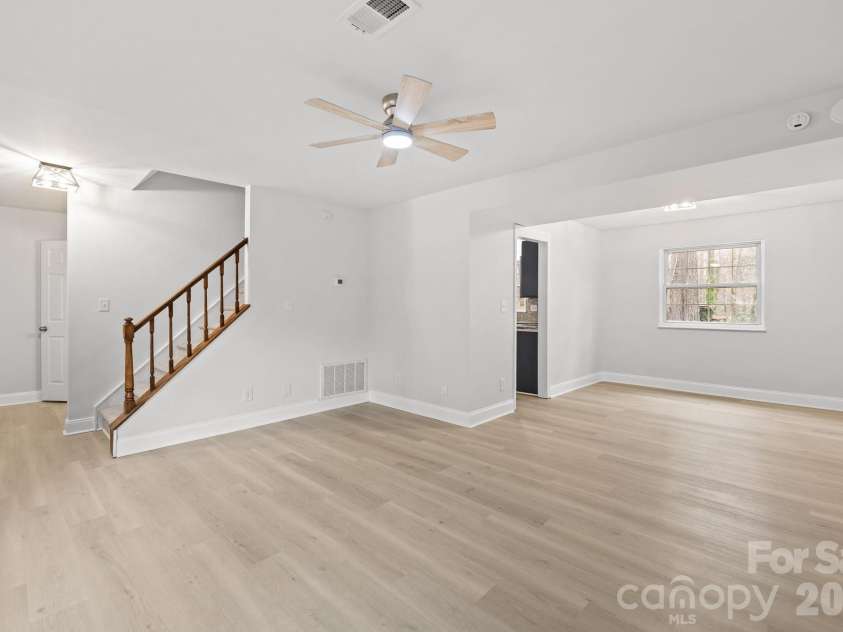 5716 Cassio Court, Charlotte, NC 28227.  MLS# CAR4349332, YatesRealty ID 25657. 