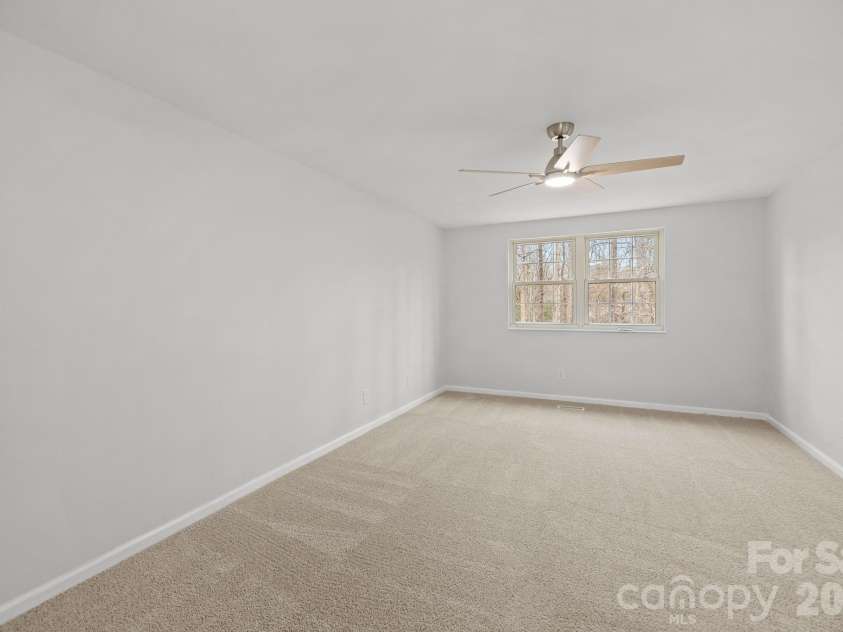5716 Cassio Court, Charlotte, NC 28227.  MLS# CAR4349332, YatesRealty ID 25657. 