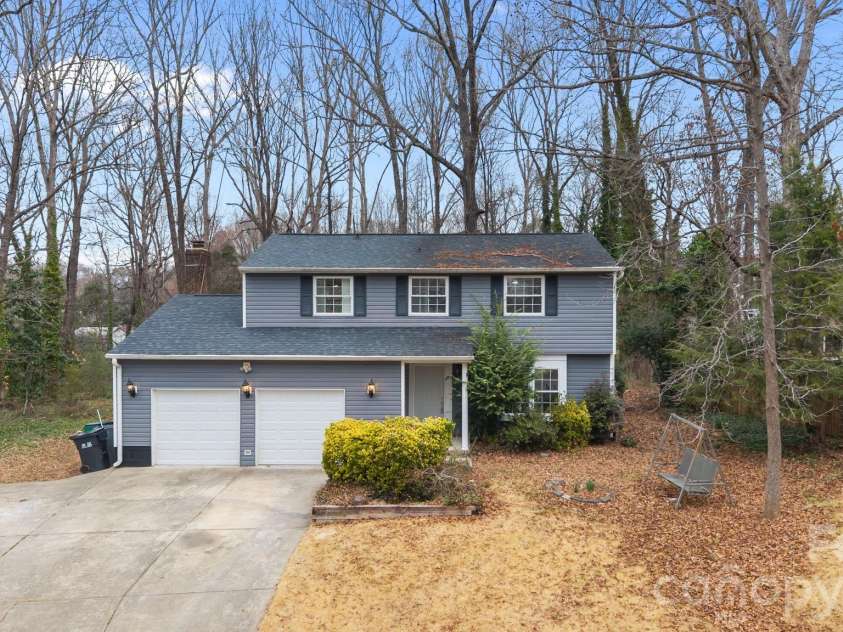 5716 Cassio Court, Charlotte, NC 28227.  MLS# CAR4349332, YatesRealty ID 25657. 