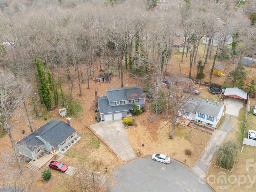 5716 Cassio Court, Charlotte, NC 28227.  MLS# CAR4349332, YatesRealty ID 25657. 
