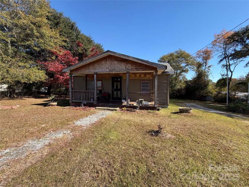 517 Peru Road, Morven, NC 28119.  MLS# CAR4321779, YatesRealty ID 2566. 