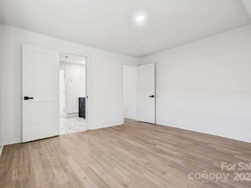 132 Kennedy Avenue, Kannapolis, NC 28083.  MLS# CAR4326889, YatesRealty ID 25663. 