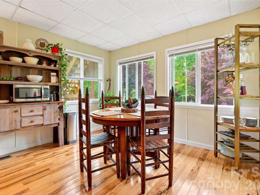 227 Locust Cove Road, Marion, NC 28752.  MLS# CAR4384646, YatesRealty ID 25664. 
