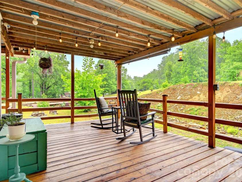 227 Locust Cove Road, Marion, NC 28752.  MLS# CAR4384646, YatesRealty ID 25664. 
