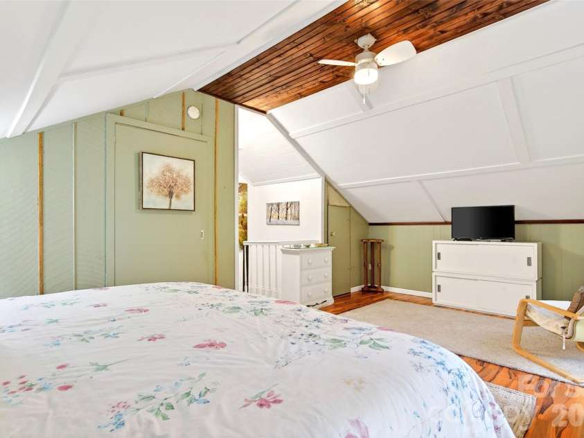227 Locust Cove Road, Marion, NC 28752.  MLS# CAR4384646, YatesRealty ID 25664. 