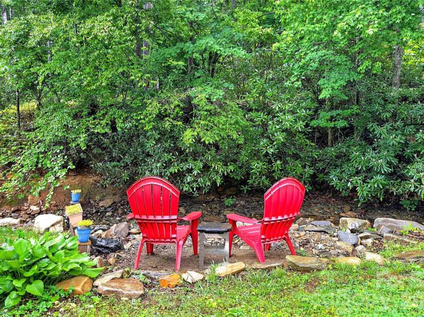 227 Locust Cove Road, Marion, NC 28752.  MLS# CAR4384646, YatesRealty ID 25664. 