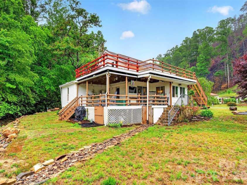 227 Locust Cove Road, Marion, NC 28752.  MLS# CAR4384646, YatesRealty ID 25664. 