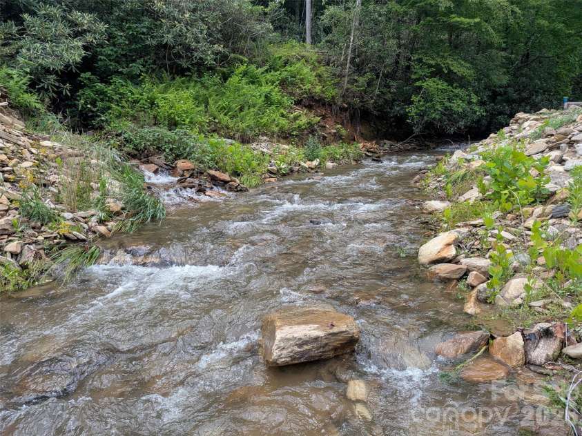 227 Locust Cove Road, Marion, NC 28752.  MLS# CAR4384646, YatesRealty ID 25664. 