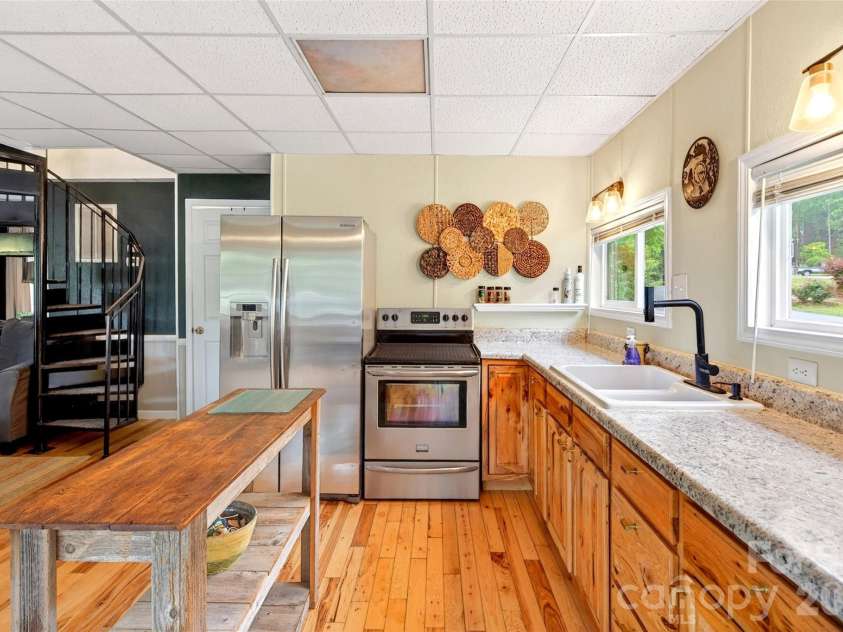 227 Locust Cove Road, Marion, NC 28752.  MLS# CAR4384646, YatesRealty ID 25664. Open concept kitchen.