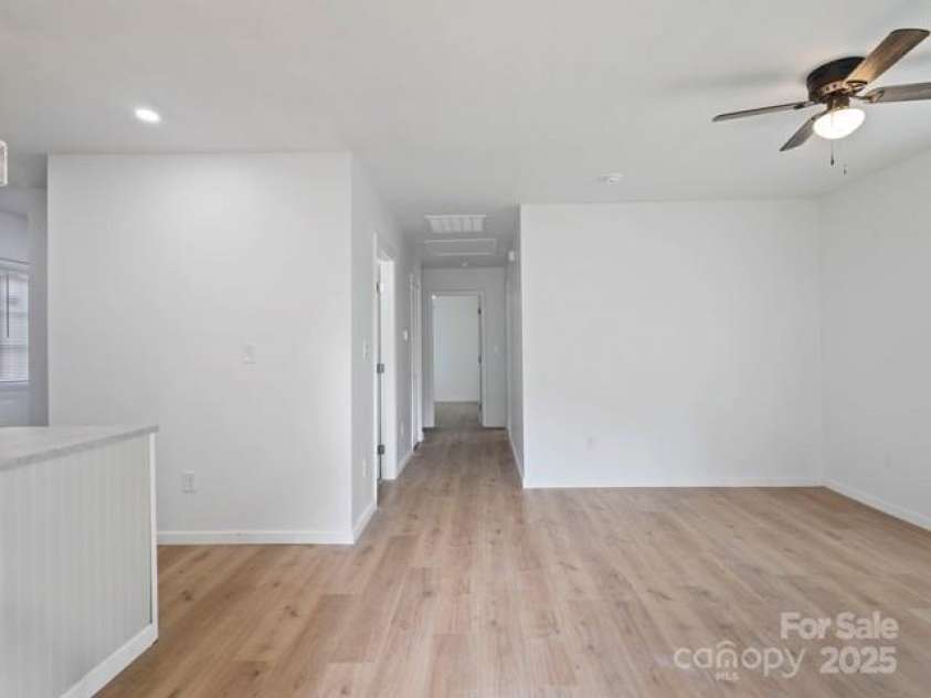 313 Park Road, Wadesboro, NC 28170.  MLS# CAR4272310, YatesRealty ID 25664. 