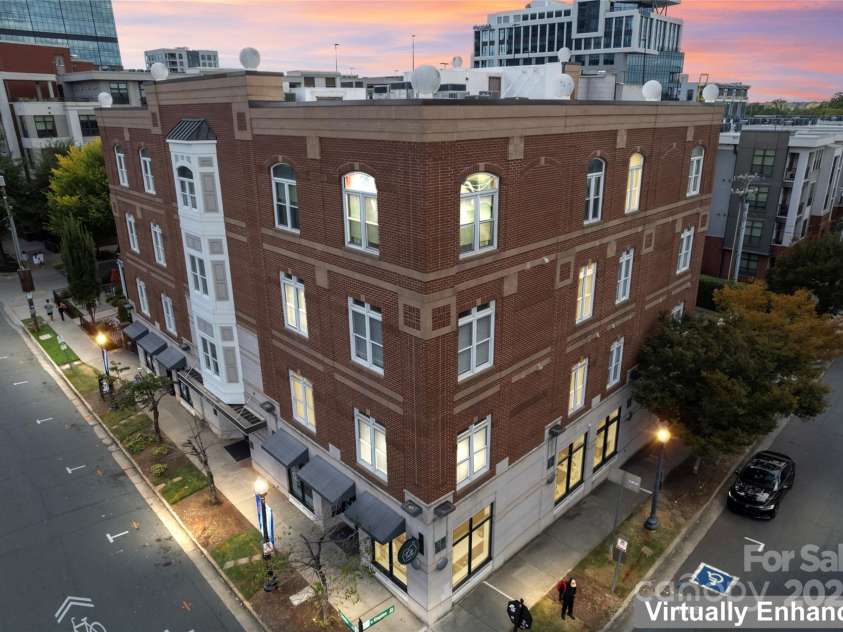 1700 Camden Road, Charlotte, NC 28203.  MLS# CAR4308730, YatesRealty ID 25665. 