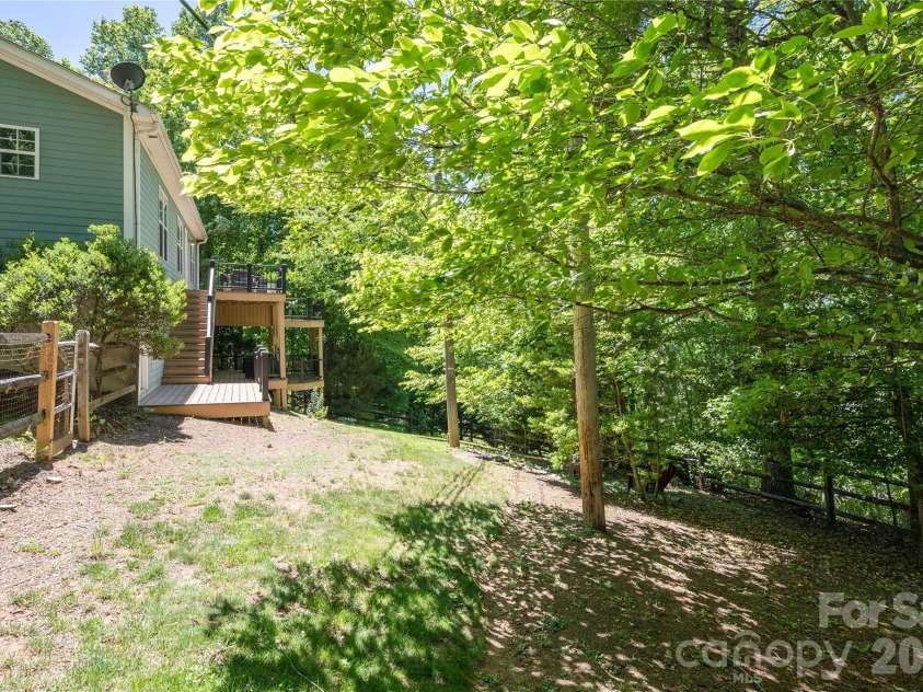 5 Hoolet Court, Biltmore Lake, NC 28715.  MLS# CAR4372678, YatesRealty ID 25665. Fenced backyard