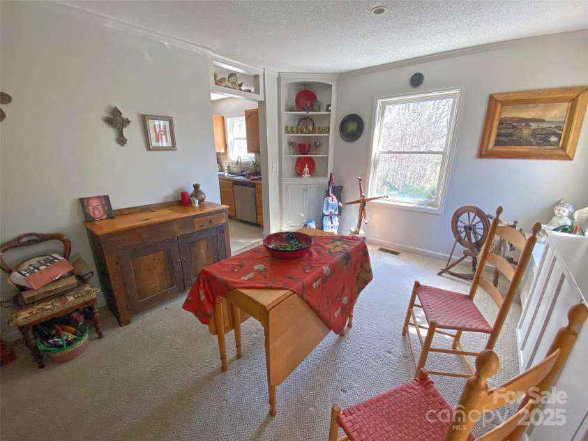 1208 Kanuga Ridge Road, Hendersonville, NC 28739.  MLS# CAR4216501, YatesRealty ID 25667. 