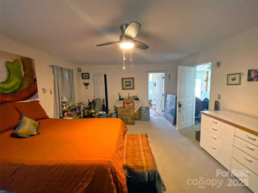 1208 Kanuga Ridge Road, Hendersonville, NC 28739.  MLS# CAR4216501, YatesRealty ID 25667. 