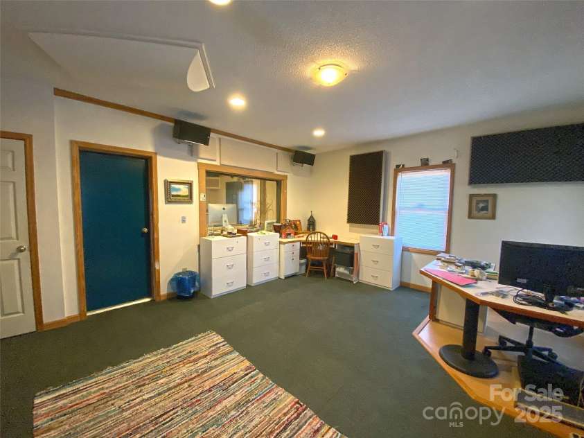 1208 Kanuga Ridge Road, Hendersonville, NC 28739.  MLS# CAR4216501, YatesRealty ID 25667. 