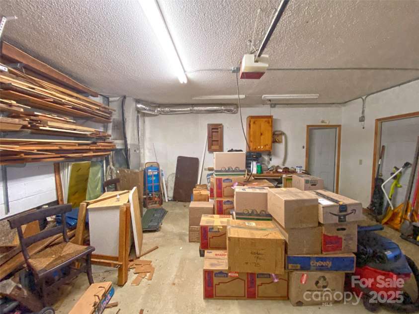 1208 Kanuga Ridge Road, Hendersonville, NC 28739.  MLS# CAR4216501, YatesRealty ID 25667. 