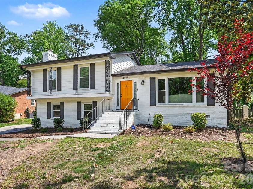 2018 Knell Drive, Charlotte, NC 28212.  MLS# CAR4384652, YatesRealty ID 25667. Front Exterior