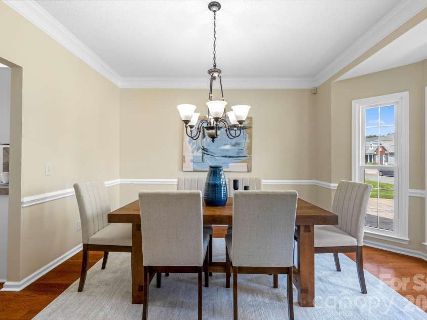 8501 Tonawanda Drive, Charlotte, NC 28277.  MLS# CAR4362441, YatesRealty ID 25669. 