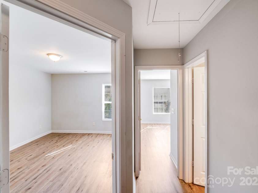 7403 Lamplighter Close Drive, Matthews, NC 28105.  MLS# CAR4308717, YatesRealty ID 2567. 